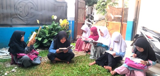 Pesantren al Hilal - Yatim, Tahfidz, Gratis