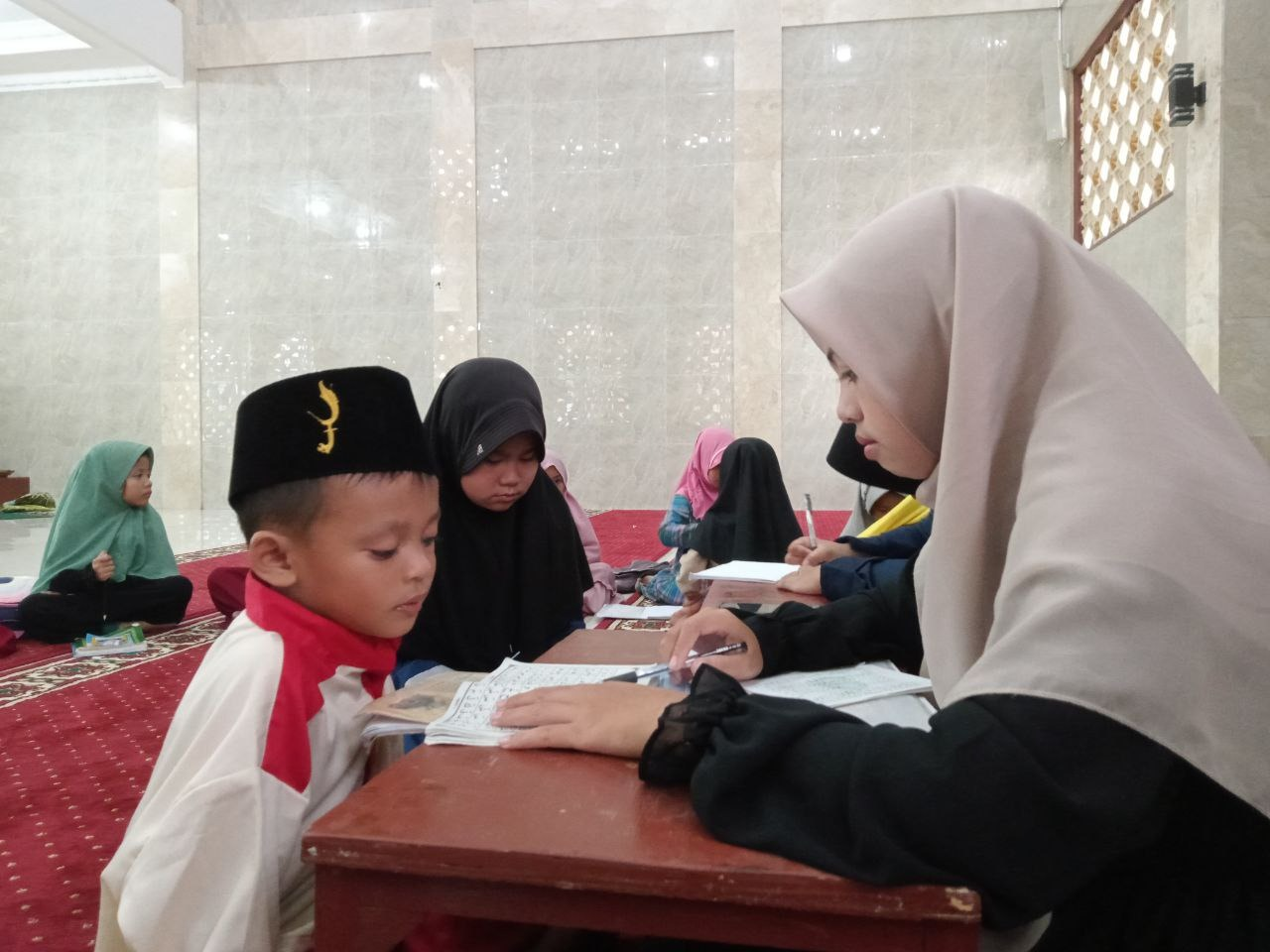 Pesantren al Hilal - Yatim, Tahfidz, Gratis