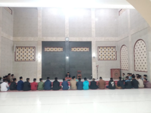 Suasana Talaqqi Hafalan Quran Santri Yatim Pesantren Al Hilal 1