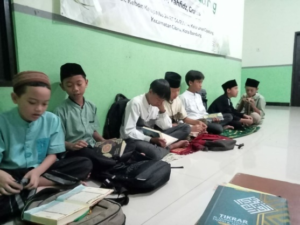 Mengawali Pekan di Pondok, Kegiatan Santri Pesantren Al Hilal 2