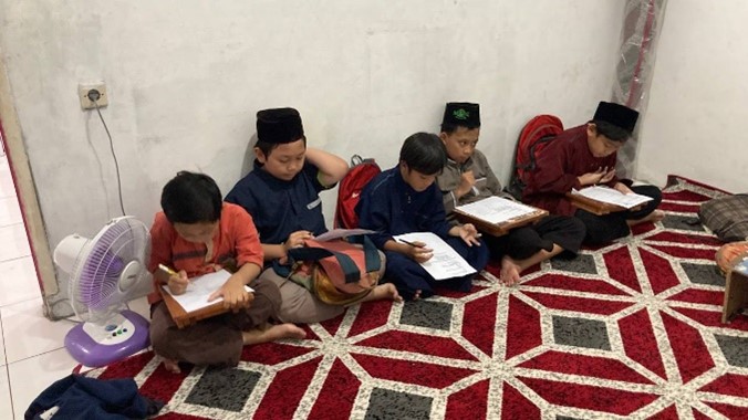 Pesantren al Hilal - Yatim, Tahfidz, Gratis