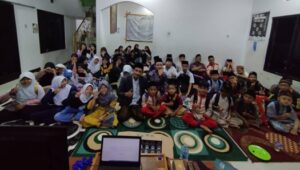 Santri Yatim dan Penghafal Quran Pesantren Al Hilal 2 Cipadung Turut Memeriahkan Hari Santri Nasional