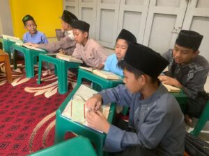 Kegiatan Apa Saja yang Dilaksanakan di Pondok Pesantren Al Hilal Bandung Timur Rabu Ini