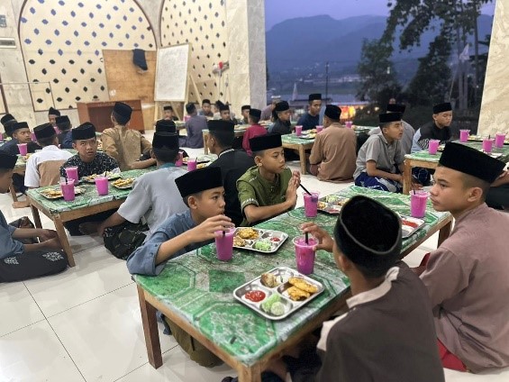 Pekan Belajar Dimulai! Inilah Kegiatan Santri Yatim dan Penghafal Quran di Pondok Al Hilal 1 Cililin