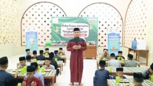 Hidangan Istimewa Buka Puasa Kembali Hadirkan Kebahagiaan Untuk Para Santri Yatim Penghafal Al Quran Pesantren Al Hilal