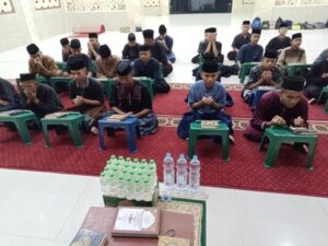 Yasinan dan Doa Bersama Santri Pesantren Al Hilal Cililin dan Panyileukan