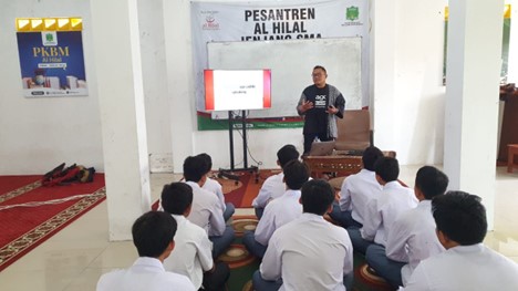 Pesantren al Hilal - Yatim, Tahfidz, Gratis