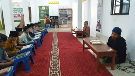 Pesantren al Hilal - Yatim, Tahfidz, Gratis