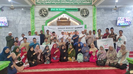 Menutup Perjalanan Sebar Wakaf Quran Tanah Minang, Tim Tiba di Titik Kumpul Kedua di Kota Padang