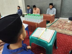 Santri Pesantren Al Hilal Cililin dan Panyileukan Kembali Melaksanakan Rutintas di Malam Jum’at!