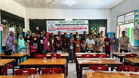 Mushaf Quran, Iqra dan Buku-buku Islam Telah Disalurkan di Titik Kumpul Ke-6 Sorong, Papua