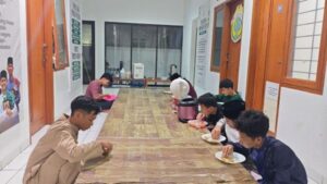 Buka Saum Sunnah Pesantren Al Hilal