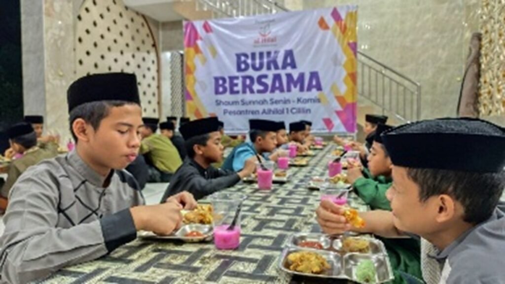 Buka Bersama Santri Al Hilal