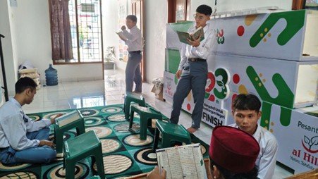 Pesantren al Hilal - Yatim, Tahfidz, Gratis