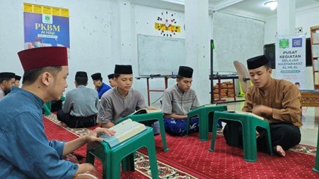 Pesantren al Hilal - Yatim, Tahfidz, Gratis