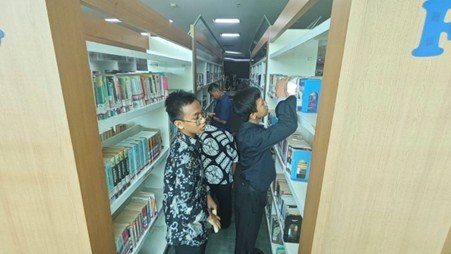 Tingkatkan Minat Baca, Santri Pesantren Al Hilal Rutin Kunjungi Dispusipda Bandung