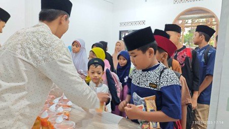 Pesantren al Hilal - Yatim, Tahfidz, Gratis