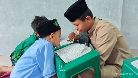 Tingkatkan Iman dan Takwa, Santri Tetap Istiqomah Ikuti Pesantren Ramadhan 1446 H