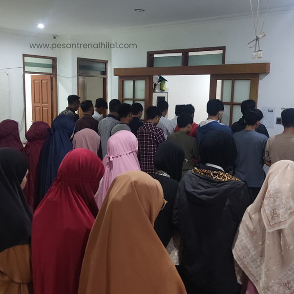 Duka dan Doa Mengiringi Kepergian Almarhum Bapak Andri Kurni Nugraha, Shalat Ghaib pun Serempak Digelar oleh Keluarga Besar Pesantren Al Hilal
