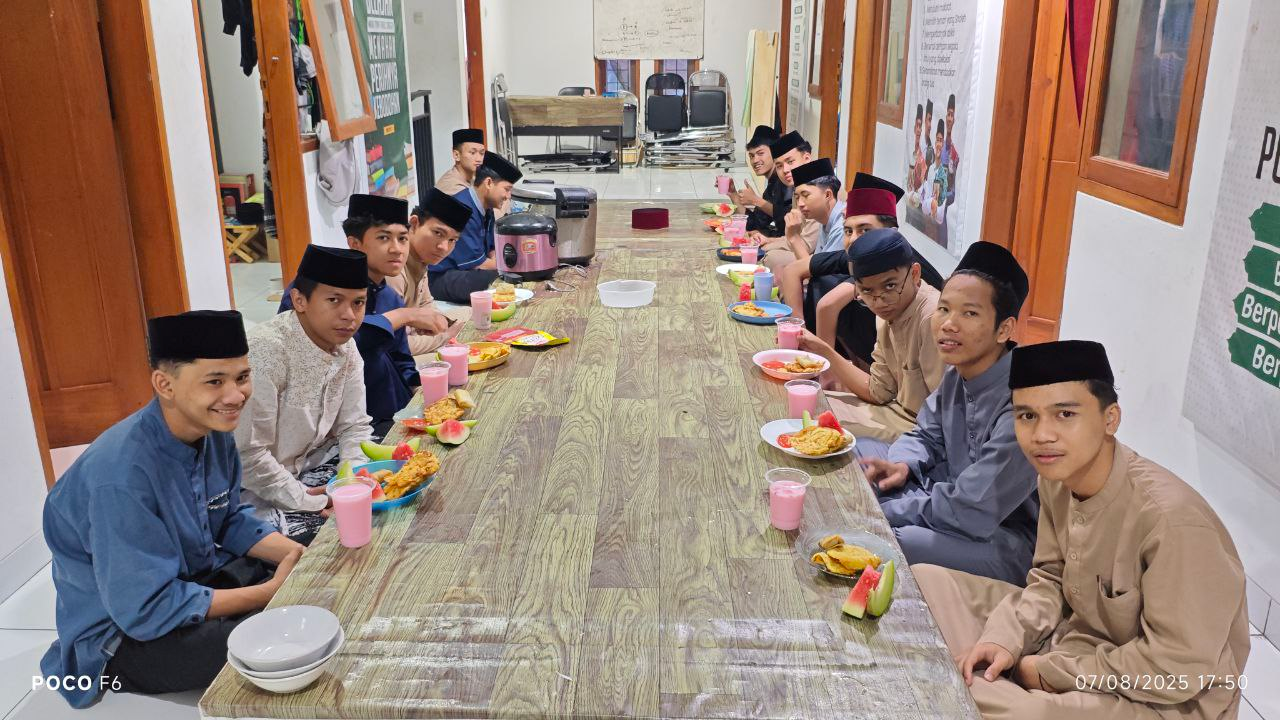 Awali Hari Dengan Grammar dan Diakhiri dengan Doa Bersama, Kegiatan Penuh Berkah di Pesantren Al Hilal 3 Cipadung