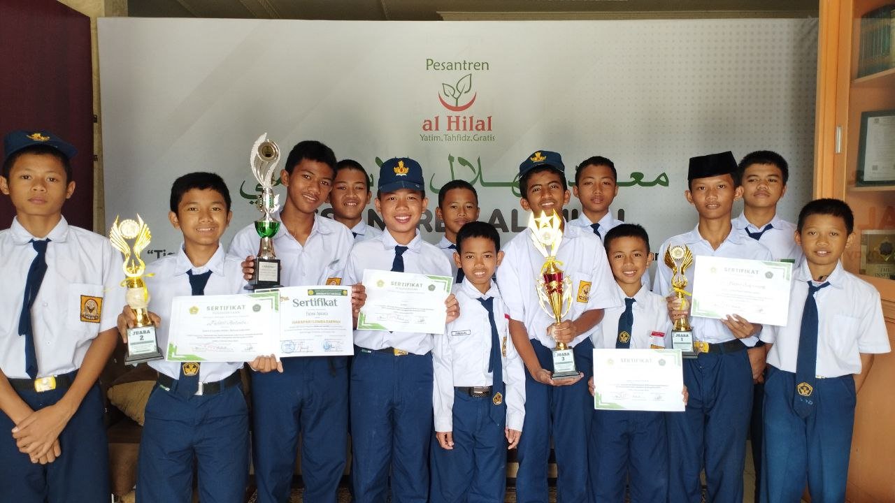 Pesantren al Hilal - Yatim, Tahfidz, Gratis