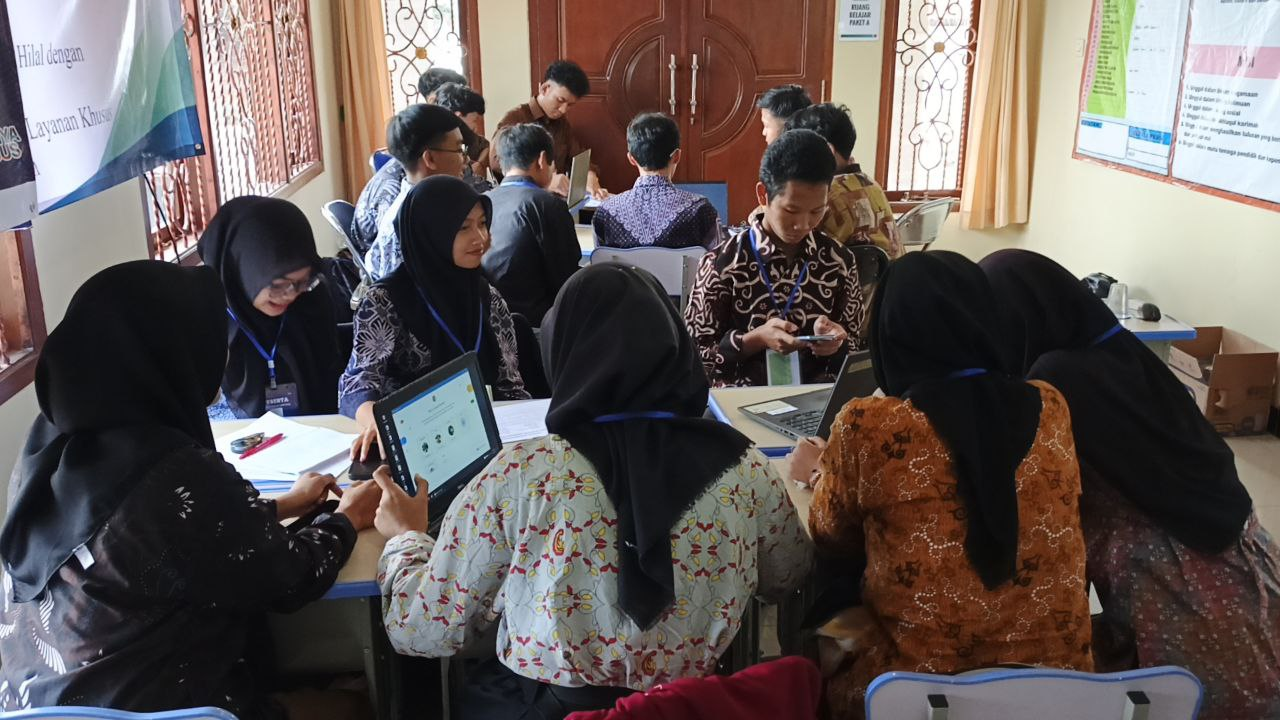 Pesantren al Hilal - Yatim, Tahfidz, Gratis