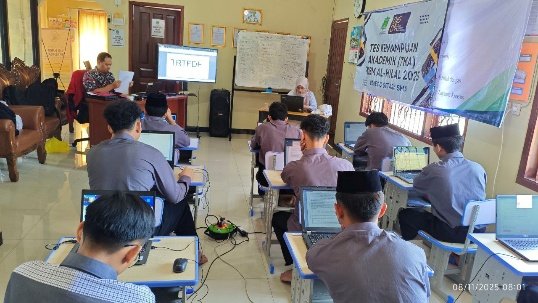 Tes Kemampuan Akademik (TKA) Santri Kelas 12 Pesantren Al Hilal 3 Cipadung
