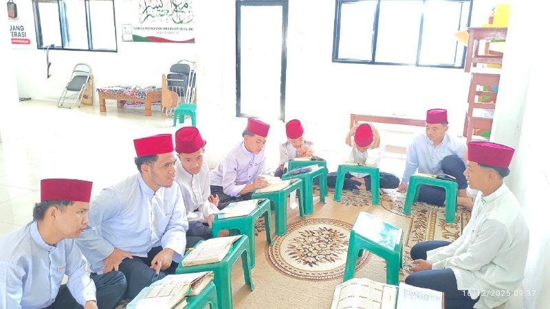 Pesantren al Hilal - Yatim, Tahfidz, Gratis