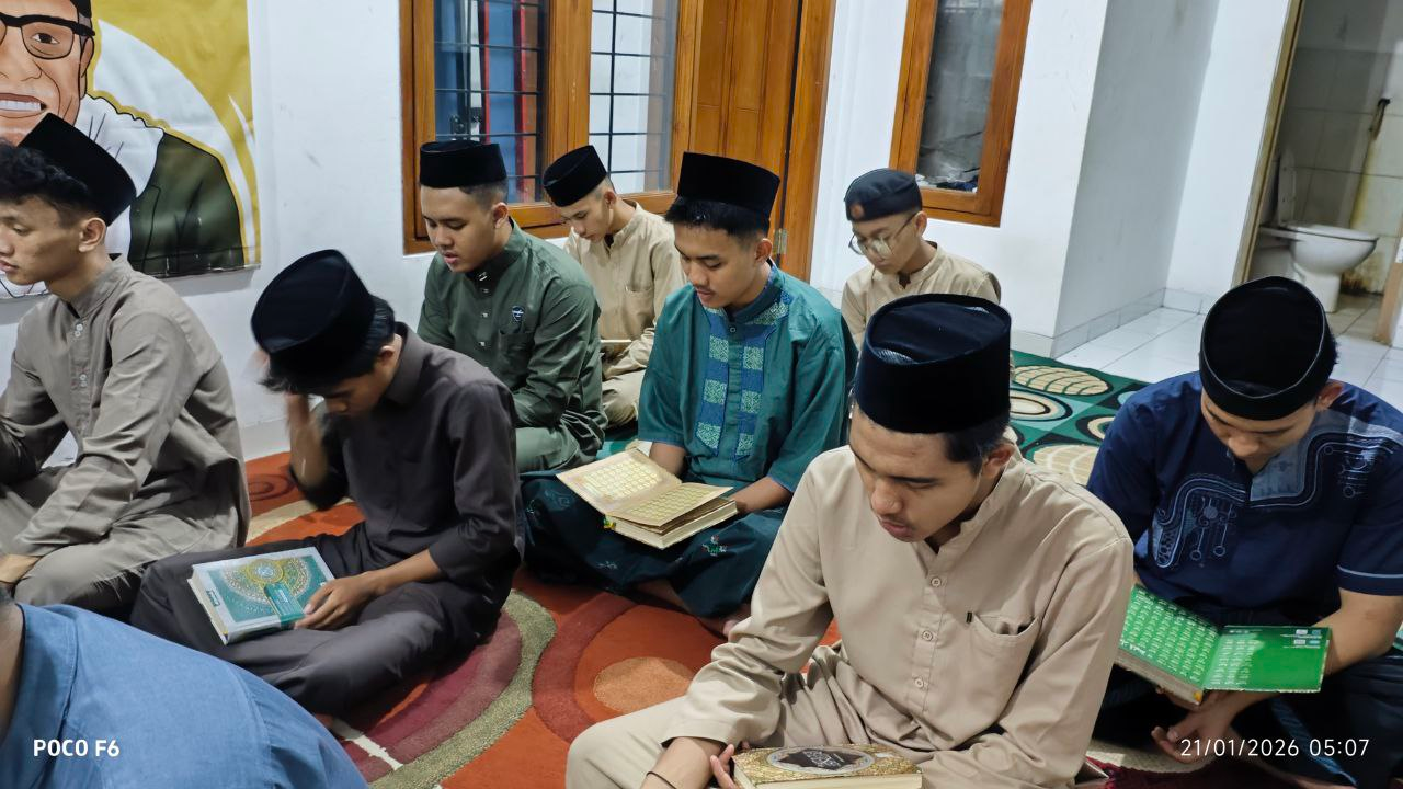 Pesantren al Hilal - Yatim, Tahfidz, Gratis