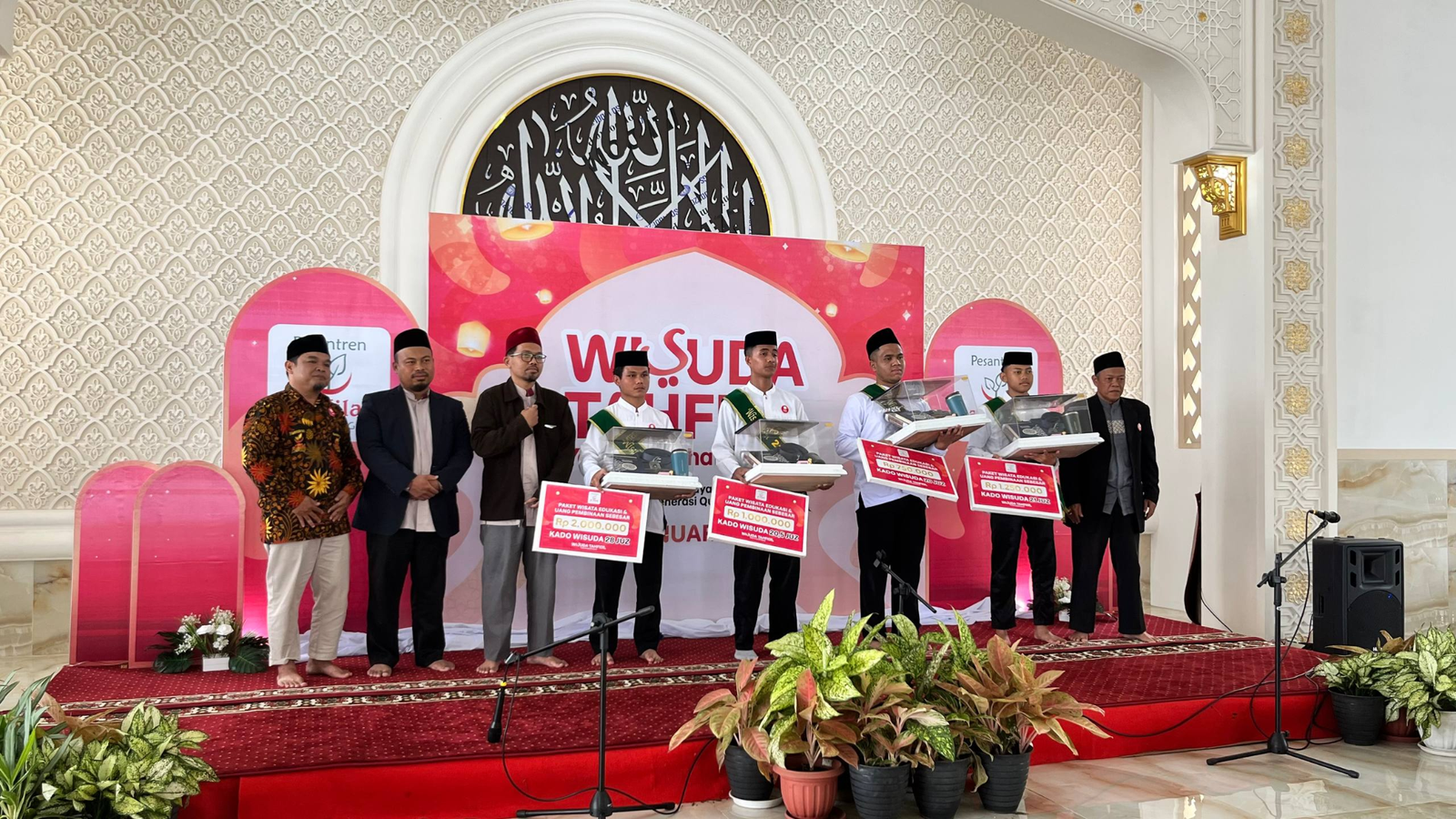 Pesantren al Hilal - Yatim, Tahfidz, Gratis