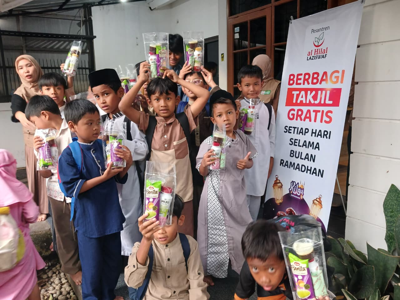 Pesantren al Hilal - Yatim, Tahfidz, Gratis