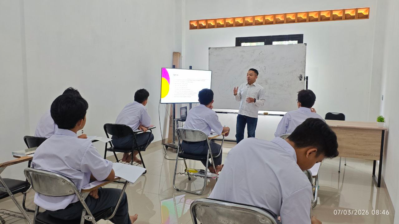 Ramadhan Bukan Halangan, Santri Pesantren Al Hilal 2 Cibiru Tetap Semangat Menuntut Ilmu