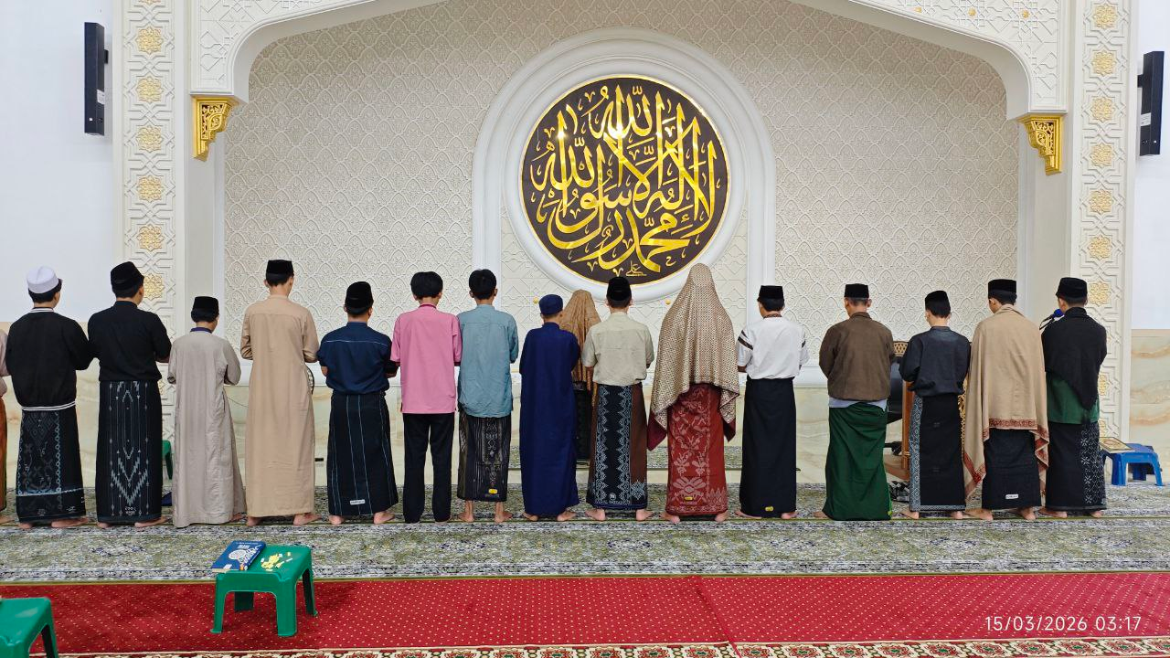 Pesantren al Hilal - Yatim, Tahfidz, Gratis