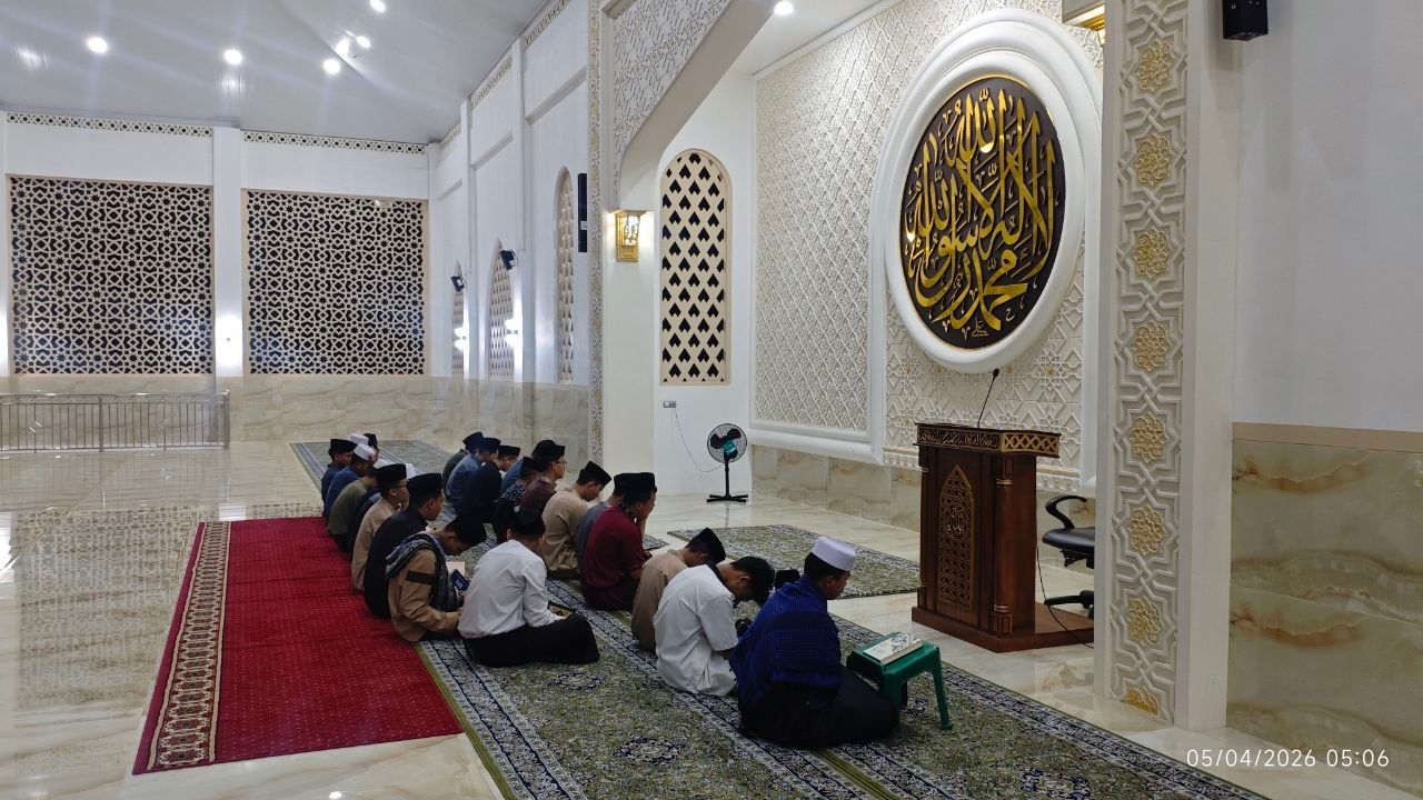 Segarkan Kembali Hafalan, Tilawah Ba’da Subuh di Pesantren Al Hilal 2 Cibiru
