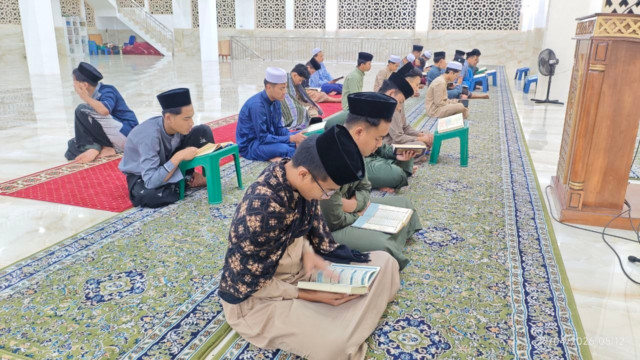 Tilawah Usai Subuh di Pesantren Al Hilal 2 Cibiru, Awali Hari dengan Al-Qur’an Sebelum Belajar Dimulai