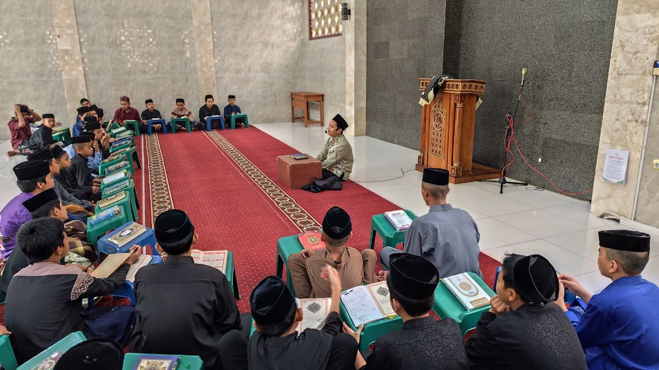 Asah Irama Dalam Membaca Al-Qur’an, Latihan Nagham di Pesantren Al Hilal 1 Cililin