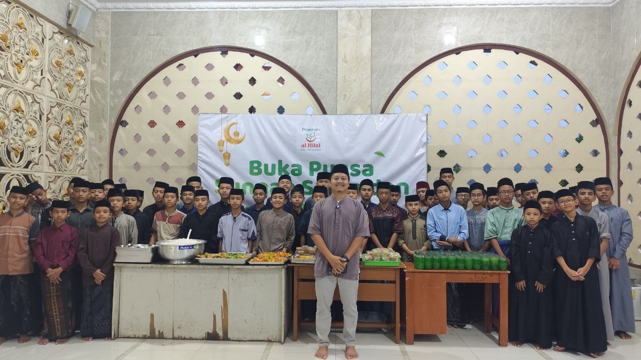 Alhamdulillah, Buka Puasa Sunnah Senin di Pesantren Al Hilal Berjalan Dengan Lancar
