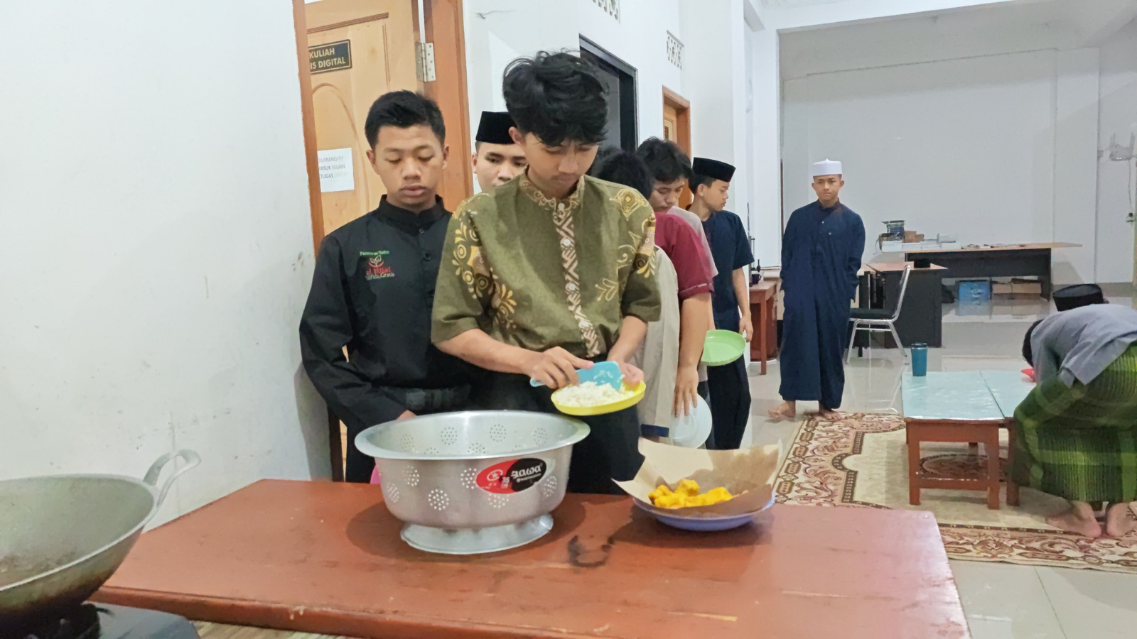 Sahur Shaum Sunnah dan Tilawah Ba'da Subuh, Semangat Ibadah Santri Pesantren Al Hilal 2 Cibiru Mengawali Hari