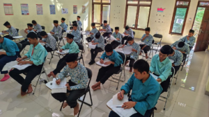 Berjalan Lancar, Ujian Tulis Santri Pesantren Al Hilal 1 Cililin Hari Ketiga dan Keempat