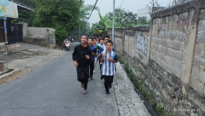 Akhir Pekan Tetap Aktif! Santri Pesantren Al Hilal 2 Cibiru Biasakan Hidup Sehat dengan Lari Pagi dan Futsal