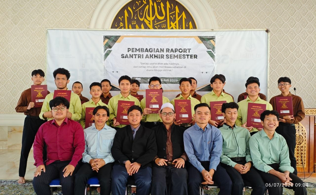 Pembagian Rapor Akhir Semester Santri Pesantren Al Hilal 2 Cibiru, Momentum Evaluasi dan Semangat Menuntut Ilmu