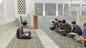 Muzni Muji Abdillah, Santri Kelas 12 Pesantren Al Hilal 2 Cibiru Pimpin Tilawah Ba'da Subuh