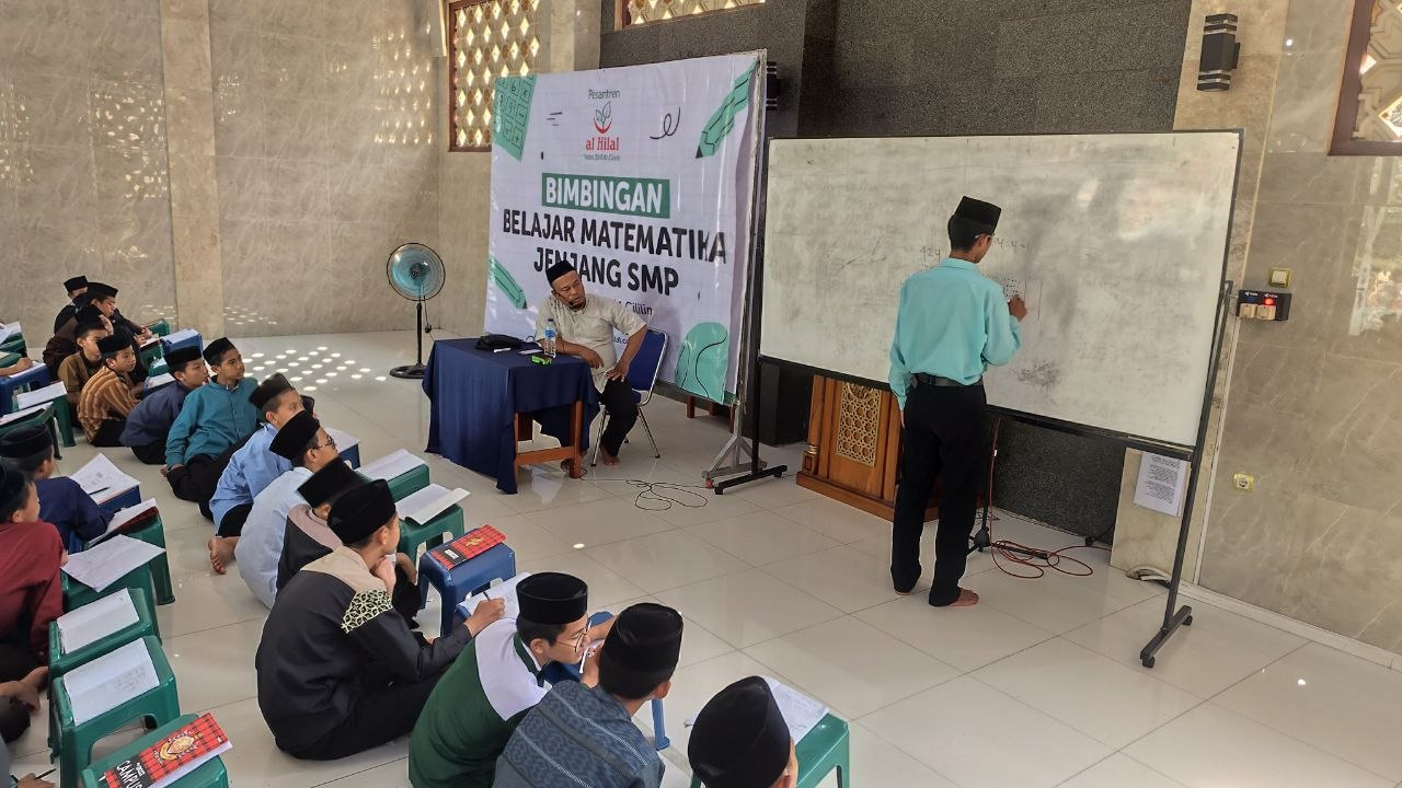Asah Logika Santri Melalui Bimbingan Belajar Matematika