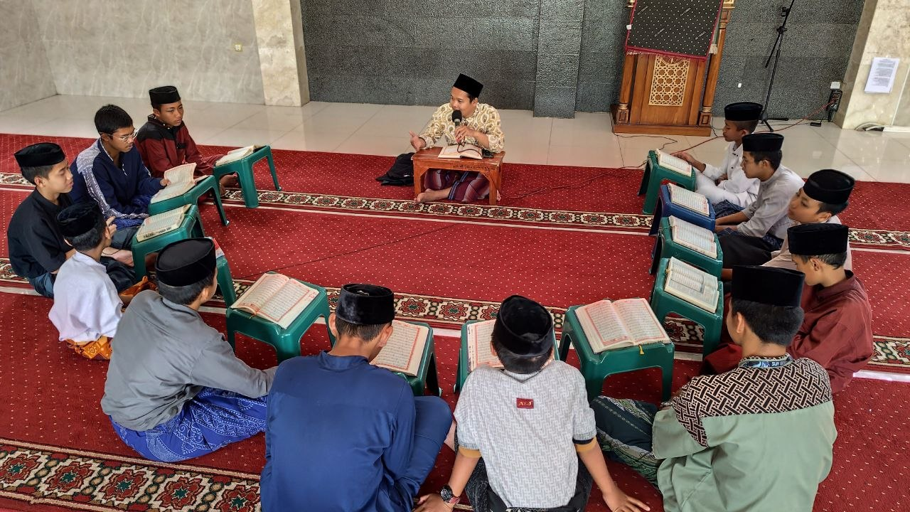 Asah Keindahan Bacaan Al Quran melalui Latihan Nagham Maqomat di Pesantren Al Hilal 1 Cililin