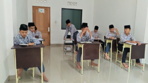 Belajar Ushul Fiqih, Santri Al Hilal 2 Cibiru Belajar Memahami Dasar Penetapan Hukum Islam